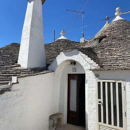 A Due Passi Dal Centro - Trullo Apartment อัลเบโรเบลโล ภายนอก รูปภาพ